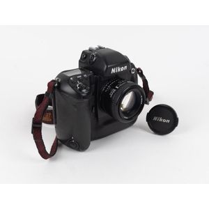 Nippon Kogaku: Nikon F5 SLR camera [#3161993] with Af Nikkor D&hellip;