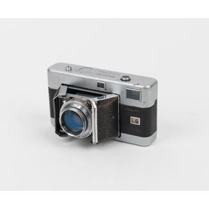 Rare Voigtlander Vitessa with Ultron 50mm f2 lens, 1951