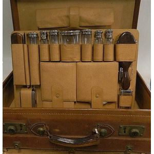 A gentlemans superior pigskin fitted valet /suitcase complete…
