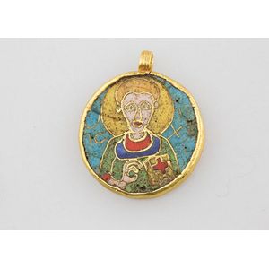 Byzantine double side gold and enamel pendant, circa 11th-12th…