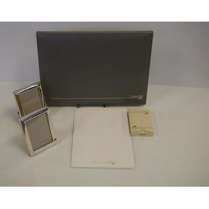 Concorde 1st class passenger compendium comprising of a wallet…