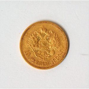 A 1900's Russian 10 roubles gold coin, .900 purity, 8.6gms.