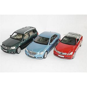Three Minichamps Mercedes-Benz, '2009 E-Class', 'Glk Class' and…
