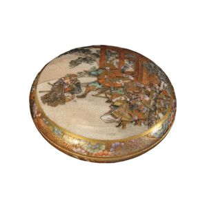 Antique and vintage pill boxes - price guide and values