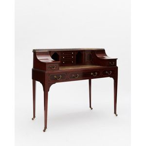 Queen Anne Desks 27 For Sale At 1stdibs >> Carlton House Desk Style Queen Anne Desks 27 For Sale At 1stdibs >> Carlton House Desk Style