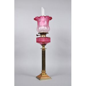 Exceptional quality Victorian banquet kerosene lamp, ruby cut…