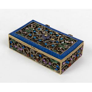 A small pierced enamel trinket box, 2.3 cm high, 8.2 cm wide, 5.…