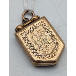 Antique gold pendant - price guide and values