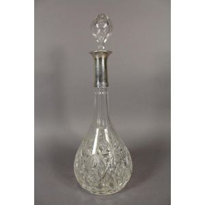Estonian 875 silver collar and cut crystal decanter, silver…