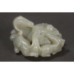 Green Jade Pixiu Eating Lingzhi Figure Group - Jade - Oriental