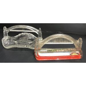 A pressed depression glass Sydney Harbour Bridge souvenir dish…