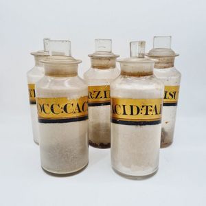 Set of five Victorian Pharmaceutical bottles, with gilt labels…