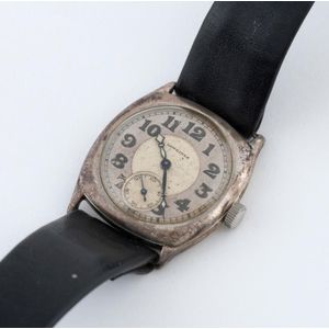 Vintage Longines wristwatch price guide and values