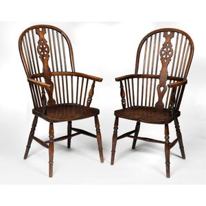 A pair of English Windsor armchairs, elm and beech, 19th&hellip;