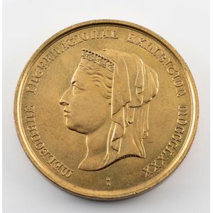 Gilt-Bronze medal (76 mm), Queen Victoria veiled bust left by…