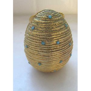 Vintage Italian gilded egg form needle case 5.7 cm with fitted…