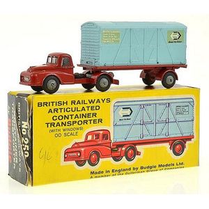 Budgie no. 252 British Railways articulated container…