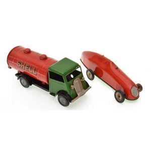 Two Triang Minic models, including shell articulated petrol…
