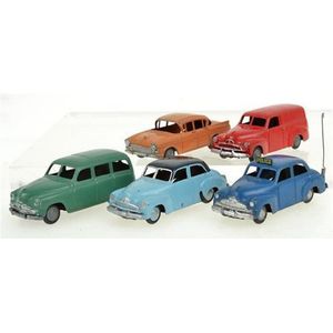 Five unboxed micro models (Australia), including Vanguard…