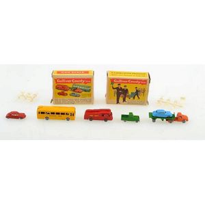 Two Packs of Lone Star Gulliver County models Totalling seven…