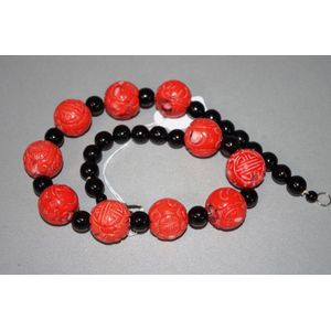 Chinese carved coral necklace 10 carved coral beads, with a&hellip;