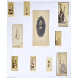 A collection of 10 South Australian silver Gelatin prints the…