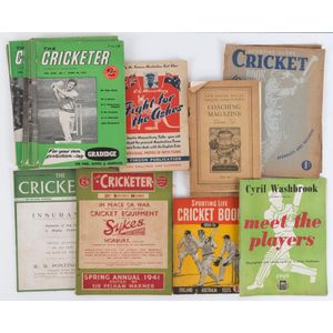 Cricket - Booklets, Guides and Programmes: 1930s-70s selection…