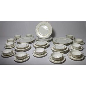 Royal Worcester (England) dinner sets - price guide and values