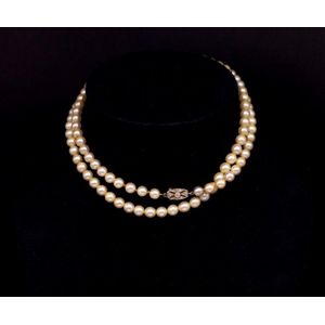Antique pearl necklace - price guide 