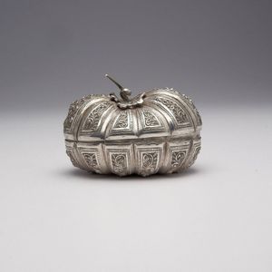 Vintage and antique Burmese and Shan silver - price guide and