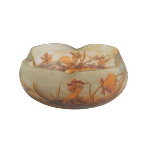 Early 20th century glass wares by Daum Nancy - price guide