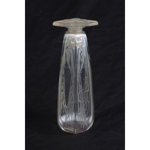 Perfume bottle early 20th century, c1912, French Lalique glass…