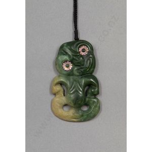 Pounamu hei tiki by Scott Parker (ngati Tama), a good 20th…