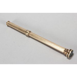Victorian 14ct gold pencil, of slender form with reeded body…