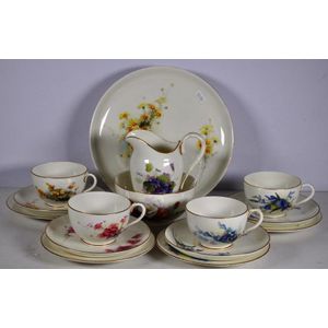 Hand-painted Royal Worcester Floral Teaset - Royal Worcester - Ceramics