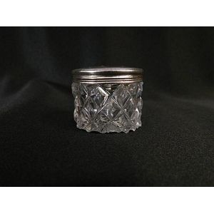 A sterling silver mounted crystal pill box London 1814 - 15,…