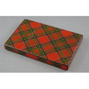 Vintage Tartan Ware card case with Stuart tartan pattern, 10.5…