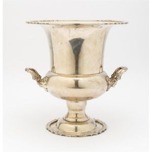 A silver-plated twin handled campagna shaped wine cooler,…