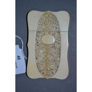 Antique carved ivory card case, cross verso. Approx 9.5 cm long,…