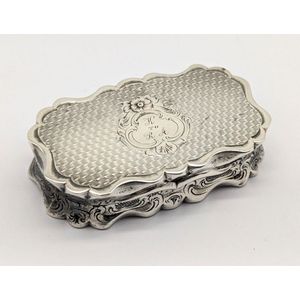 Sterling silver snuff box, Victorian antique silver with&hellip;