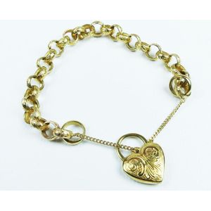 Belcher style link bracelet 9ct yellow gold bracelet with heart…
