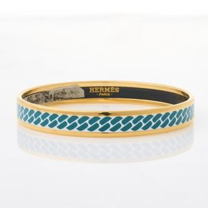 Hermes Enamel H Bracelet Reference Guide - Spotted Fashion