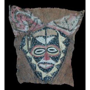 Tapa mask Nakanai people, New Britain. Provenance: Ex William…