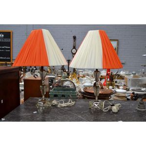 Pair of vintage Art Deco style glass table lamps with ribbon…