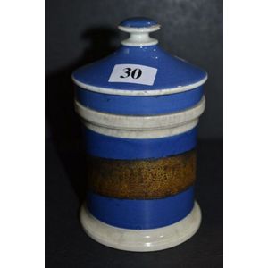 Apothecary jar, blue and white with lid, with label 'Ung.…