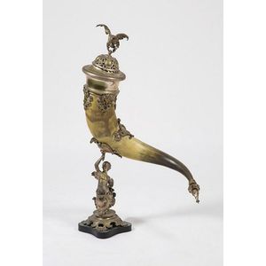 Mid-late 19th century table centre piece highland cattle horn…