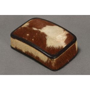 Unusual Georgian snuff box and cover, of curved rectangular…