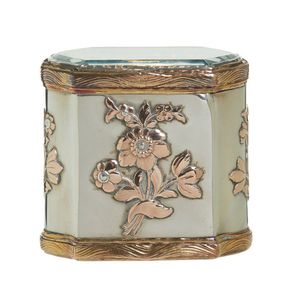 A French gold and silver combination snuff box and table watch,…