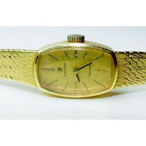 Vintage Omega lady's wristwatch - price 