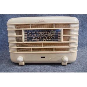 A HMV Little Nipper radio in cream Bakelite case missing knob…